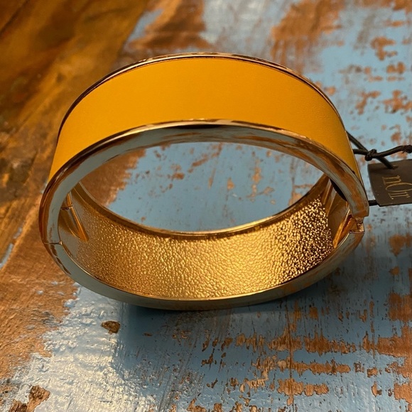 nOir Hinged Cuff Bracelet - Picture 3 of 7